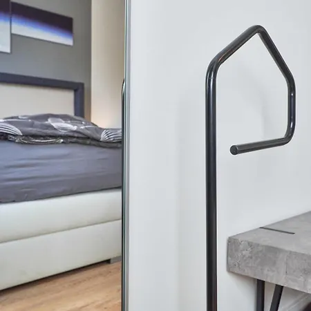 Juchmann Apartment *