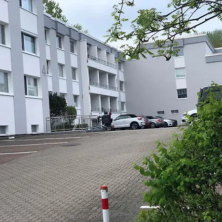Juchmann Apartment *